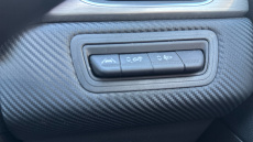 Renault Captur 1.6 E-TECH Hybrid 145 R.S. Line 5dr Auto Hybrid Hatchback